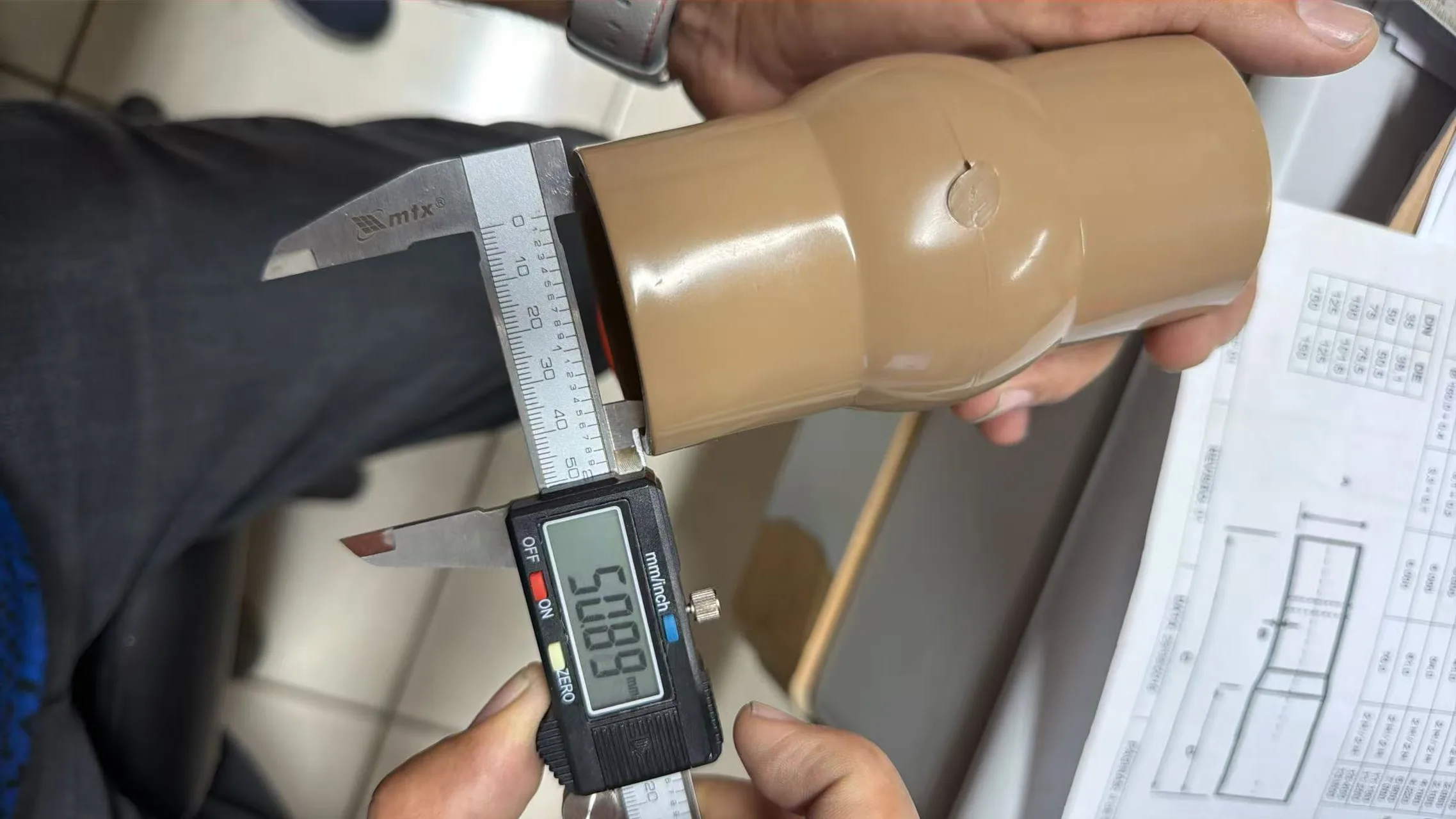 مقارنة الأقطار الخارجية القياسية العالمية لأنابيب PVC جدول مقارنة معايير أنابيب PVC