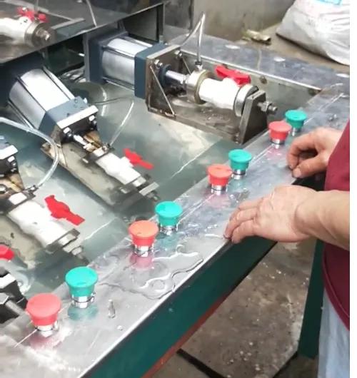 Essais de pression des produits en pipeline Essais de pression des produits de tuyauterie pour une commande d'infrastructure d'eau