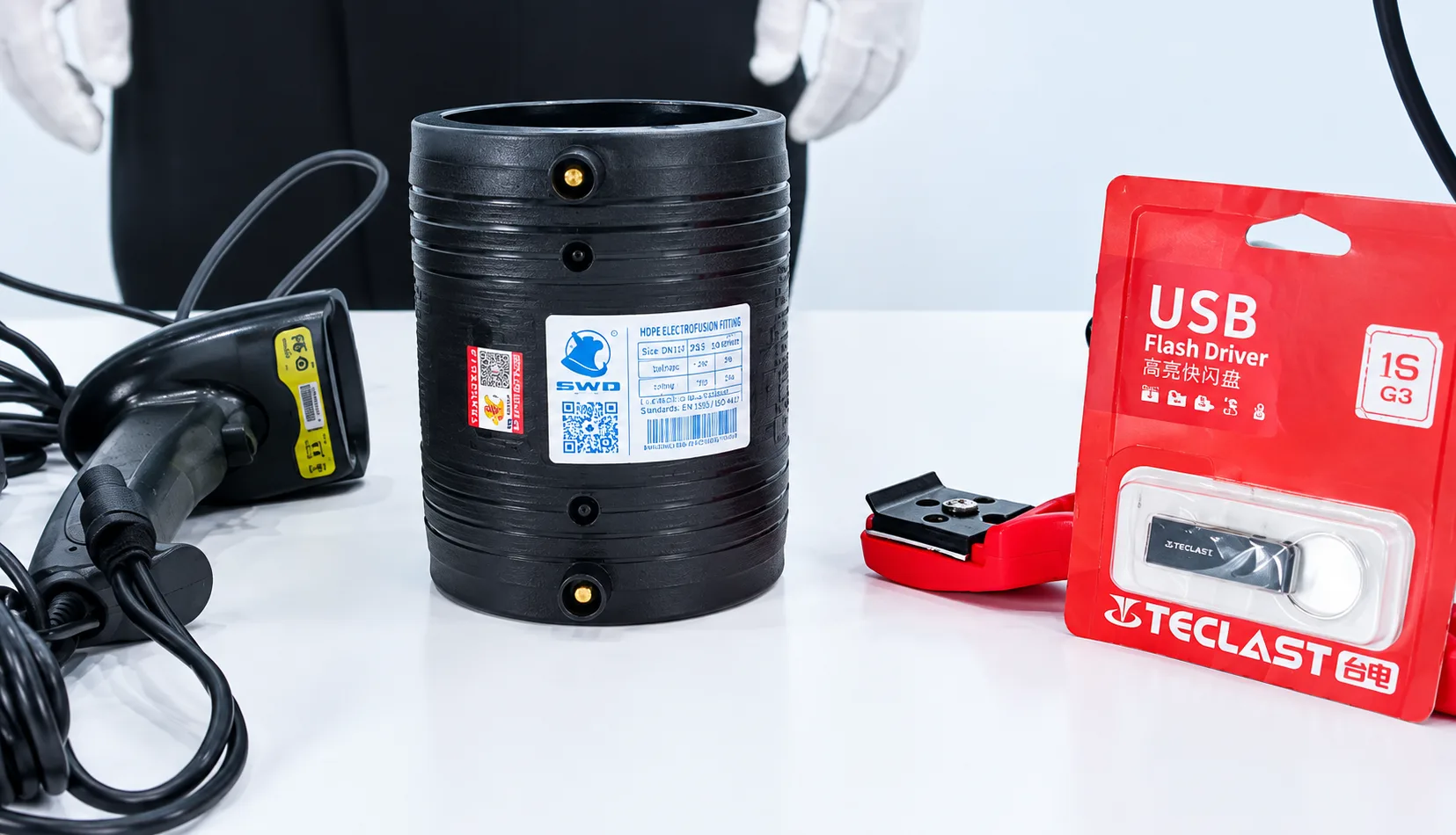 Equipment for HDPE electrofusion fitting welding HDPE electrofusion pipe fitting welding machine scraper and alignment clamps