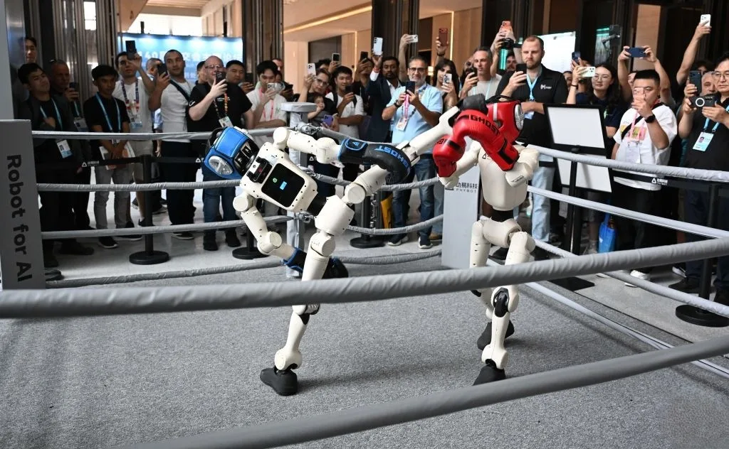 AI-powered service robots and intelligent automation equipment displayed